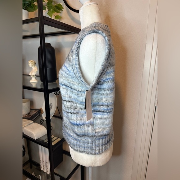 NWT French Connection Womens Space Dye V-Neck Sweater Vest Paradise Blue Size M - Picture 6 of 8